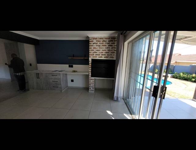3 BEDROOM HOUSE FOR SALE IN MULBARTON